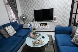 Rumah Minimalis 4 KT LT 114m2 di Graha Raya Rumah Minimalis 4 KT LT 114m2 di Graha Raya