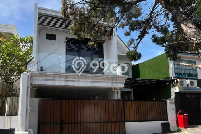 Rumah Mewah LB 194m2 Siap Huni Desain Elegan di Bintaro, Tangerang Selatan Rumah Mewah LB 194m2 Siap Huni Desain Elegan di Bintaro, Tangerang Selatan