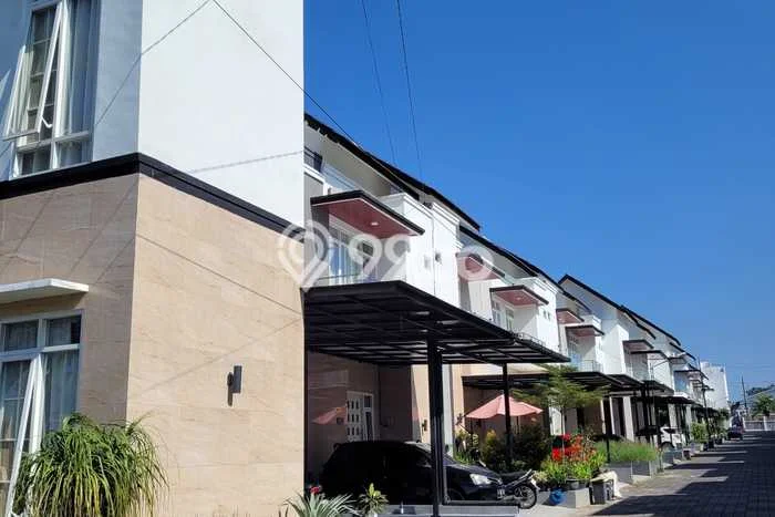Vila Premium Kawasan Karangploso, Area 83m2m², Lokasi Strategis dengan jalan bagus Vila Premium Kawasan Karangploso, Area 83m2m², Lokasi Strategis dengan jalan bagus