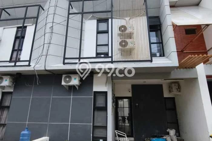 Dijual Rumah Kost di Dinoyo, Malang, 0 KT, 7 KM, Bangunan 106m2 Dijual Rumah Kost di Dinoyo, Malang, 0 KT, 7 KM, Bangunan 106m2