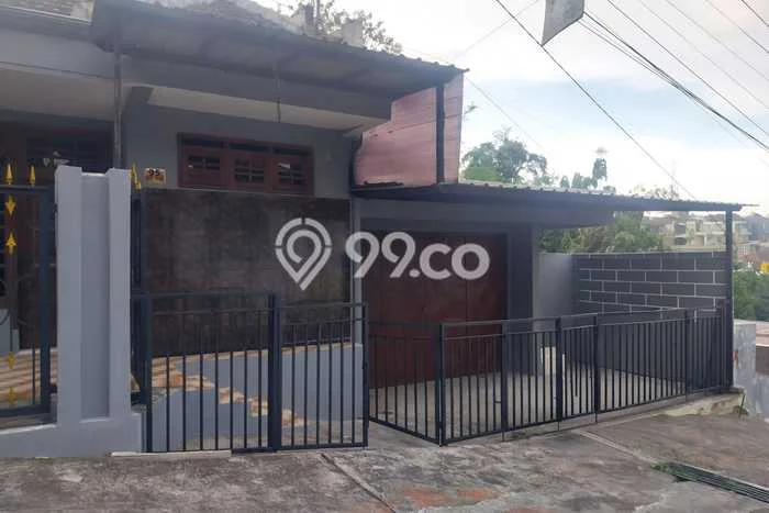 Kost Dijual Lokasi Strategis Dinoyo Malang 8 Kamar Tidur Kost Dijual Lokasi Strategis Dinoyo Malang 8 Kamar Tidur