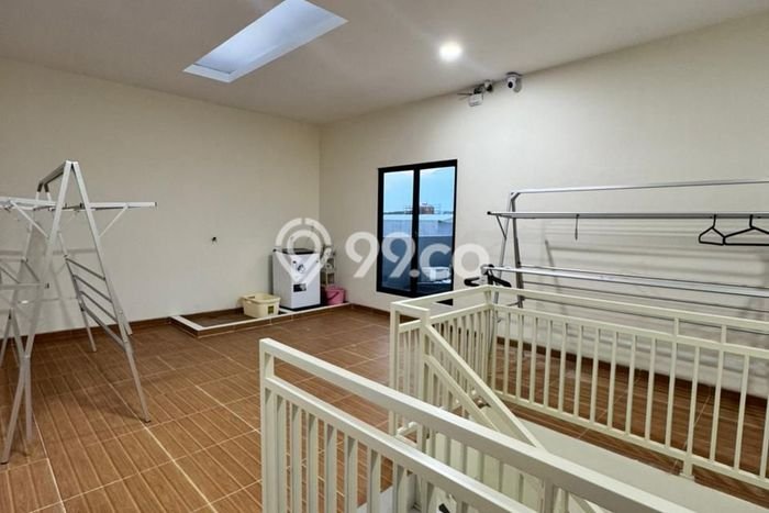 Dijual Segera Kost 0 Kamar, 18 Kamar Mandi di Lowokwaru, Malang, Luas 330m2 Dijual Segera Kost 0 Kamar, 18 Kamar Mandi di Lowokwaru, Malang, Luas 330m2