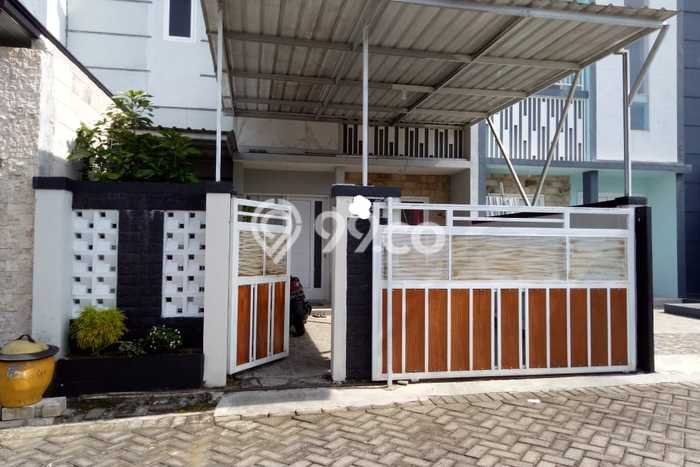 Kesempatan Langka Memiliki Rumah LT 66m2m² / LB 100m2m² di Jantung Kota Karangploso, Malang Kesempatan Langka Memiliki Rumah LT 66m2m² / LB 100m2m² di Jantung Kota Karangploso, Malang