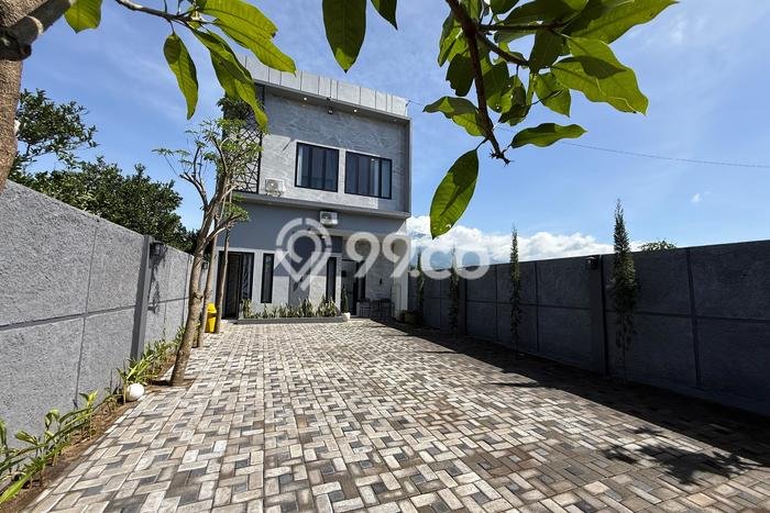 Vila di Bumiaji, Luas 313m2m², Akses ke fasilitas publik Vila di Bumiaji, Luas 313m2m², Akses ke fasilitas publik