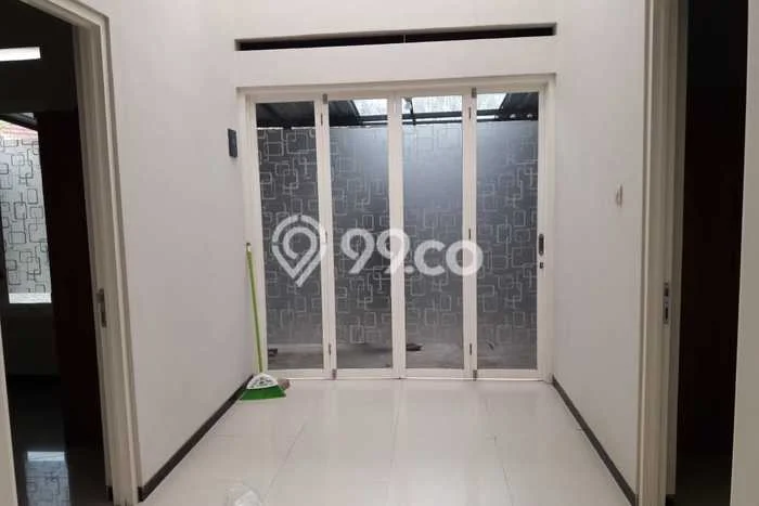 Cocok Untuk Investasi! For Sale Kost di Dinoyo 15 Kamar Cocok Untuk Investasi! For Sale Kost di Dinoyo 15 Kamar