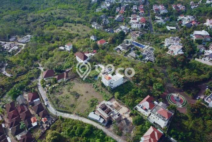 Kavling Tanah untuk Dijual di Pecatu, Badung, Luas 2200m2 Kavling Tanah untuk Dijual di Pecatu, Badung, Luas 2200m2