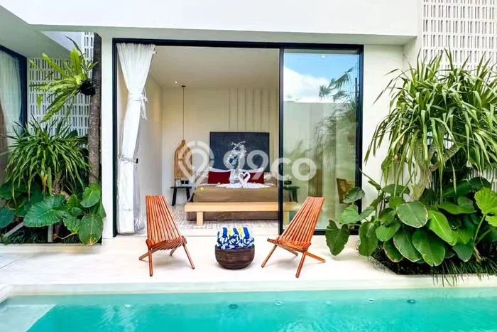 Hunian Modern dengan LT 144m2 & LB 150m2 Disewakan di Petitenget Hunian Modern dengan LT 144m2 & LB 150m2 Disewakan di Petitenget