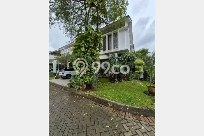 Rumah Elit LB 200m2 Siap Pakai Desain Elegan di Bintaro, Tangerang Selatan Rumah Elit LB 200m2 Siap Pakai Desain Elegan di Bintaro, Tangerang Selatan