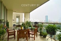 Hunian Apartemen Mewah & Eksklusif 3 BR di Kebayoran Baru, Jakarta Selatan Hunian Apartemen Mewah & Eksklusif 3 BR di Kebayoran Baru, Jakarta Selatan