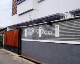 Jual Rumah Eksklusif 4 KT di Cipedak, Jakarta Selatan Jual Rumah Eksklusif 4 KT di Cipedak, Jakarta Selatan