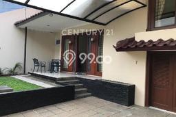 Rumah di Pondok Indah, 4 KT, Area Potensial Rumah di Pondok Indah, 4 KT, Area Potensial