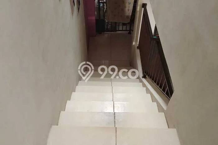 For Sale Hunian Rumah Terawat 2 Kamar di Graha Raya, Tangerang For Sale Hunian Rumah Terawat 2 Kamar di Graha Raya, Tangerang