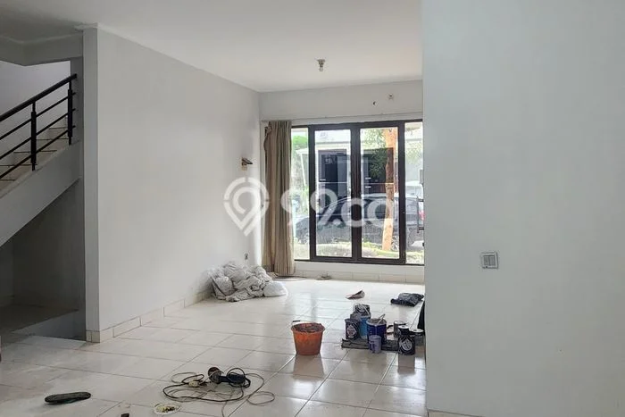 Rumah Sewa Tangerang LT 180m2 LB 200m2 Kawasan Gading Serpong Serenade Lake Rumah Sewa Tangerang LT 180m2 LB 200m2 Kawasan Gading Serpong Serenade Lake