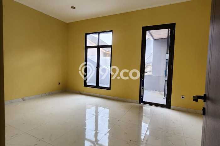 Rumah Disewakan Tangerang LT 128m2 LB 200m2 Area Gading Serpong Serenade Lake Rumah Disewakan Tangerang LT 128m2 LB 200m2 Area Gading Serpong Serenade Lake