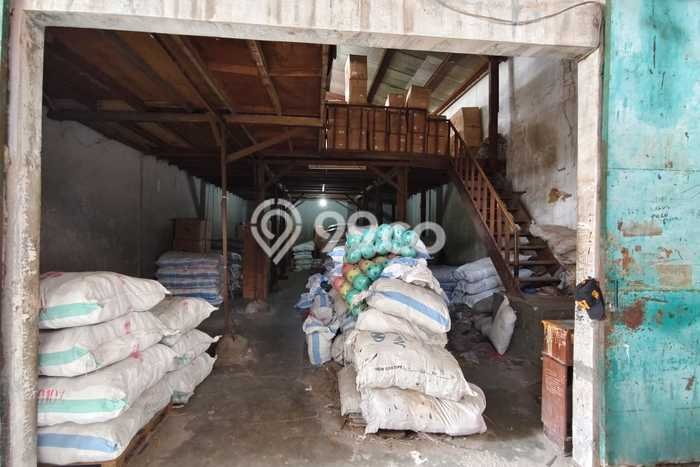 Gudang Dijual di Prime Area Jakarta Barat Luas 140m2 Gudang Dijual di Prime Area Jakarta Barat Luas 140m2