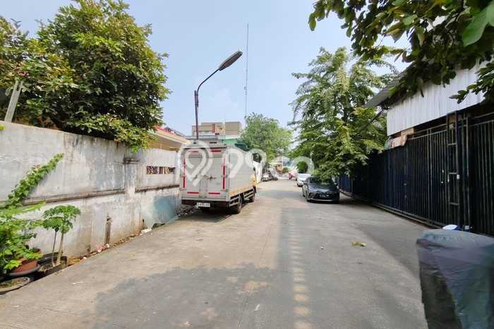Gudang Dijual di Prime Area Jakarta Barat Luas 140m2 Gudang Dijual di Prime Area Jakarta Barat Luas 140m2