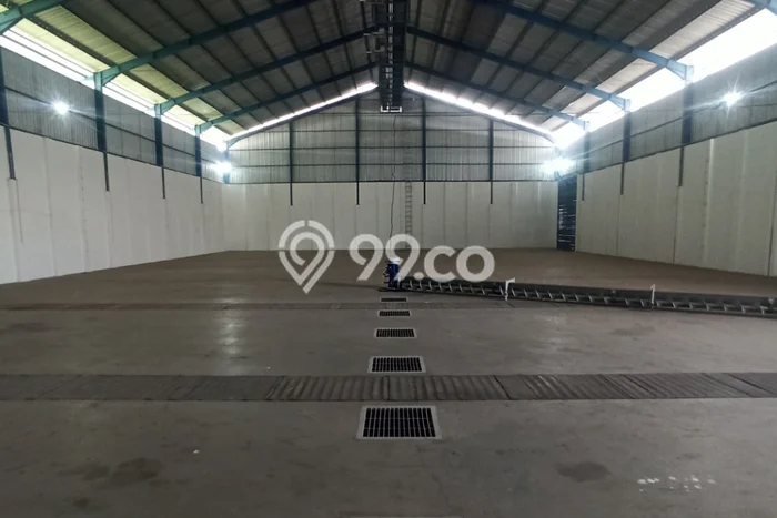 Gudang di Kedamean, Luas 742m², For Rent, Area Bisnis, Siap Usaha Gudang di Kedamean, Luas 742m², For Rent, Area Bisnis, Siap Usaha