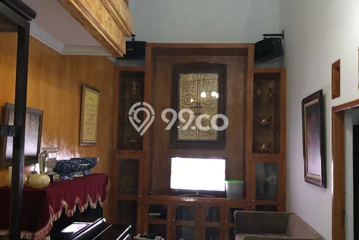Dijual Rumah 5 Kamar Lokasi Ideal Nyaman dan Strategis di Tapos Dijual Rumah 5 Kamar Lokasi Ideal Nyaman dan Strategis di Tapos
