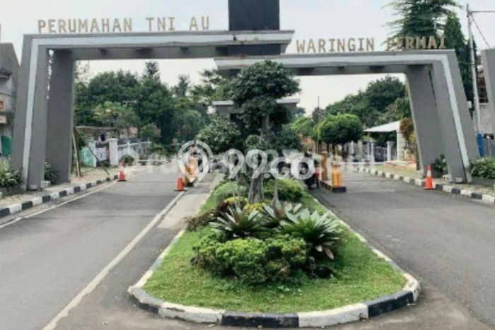 Rumah Mewah LB 300m2 Siap Pakai Desain Elegan di Jatiwaringin, Jakarta Timur Rumah Mewah LB 300m2 Siap Pakai Desain Elegan di Jatiwaringin, Jakarta Timur