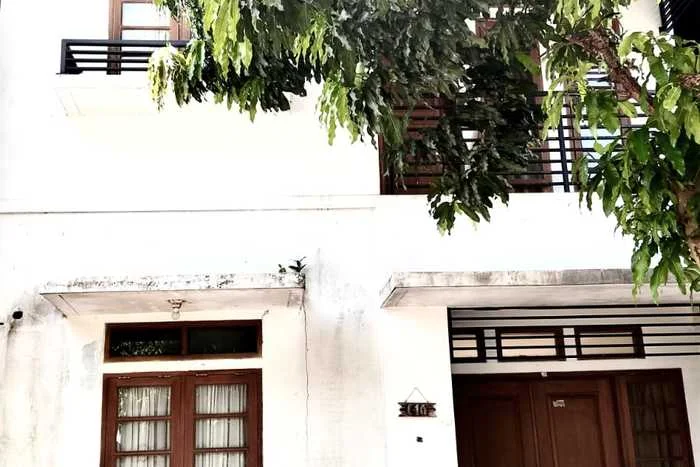 Rumah area Cinere, 3 KT, Design Modern, LT 90m2m² LB 90m2m² Rumah area Cinere, 3 KT, Design Modern, LT 90m2m² LB 90m2m²