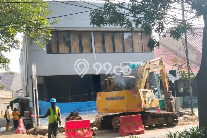 Unit Ruko Disewakan di Lebak Bulus di Area Ramai & Strategis Unit Ruko Disewakan di Lebak Bulus di Area Ramai & Strategis