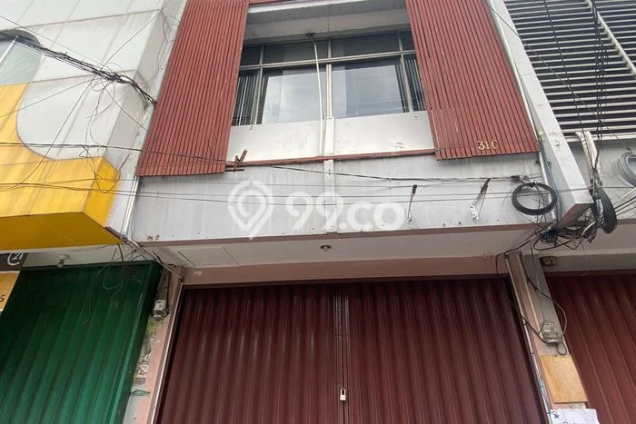 Disewakan Ruko di Pusat Kota Jakarta Selatan Ramai Strategis Disewakan Ruko di Pusat Kota Jakarta Selatan Ramai Strategis