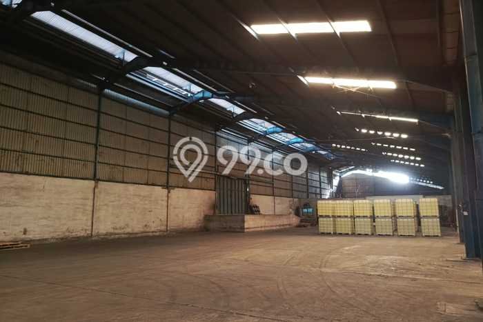 Unit Gudang disewakan di Karawaci Tangerang dengan LT 5200m2 / LB 5200m2 Unit Gudang disewakan di Karawaci Tangerang dengan LT 5200m2 / LB 5200m2