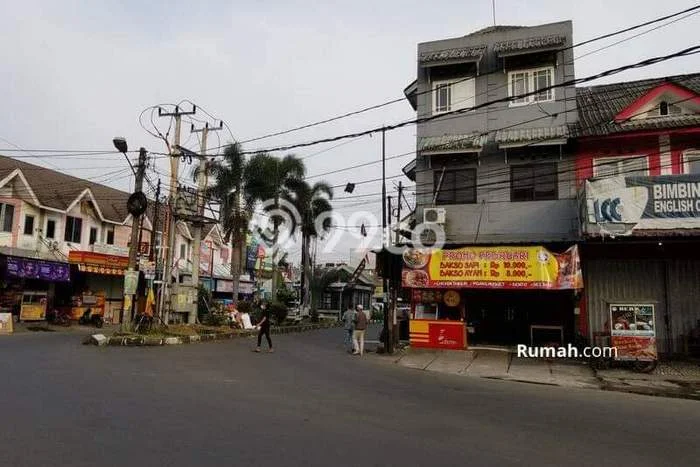 Ruko Premium di Cibinong, Luas 115m², Mainroad, Tingkat Keramaian Tinggi Ruko Premium di Cibinong, Luas 115m², Mainroad, Tingkat Keramaian Tinggi