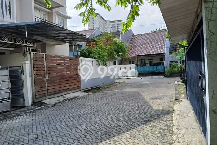 Rumah Elit Modern Siap Huni di Srengseng Jakarta Barat Rumah Elit Modern Siap Huni di Srengseng Jakarta Barat