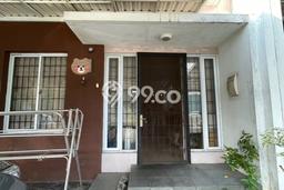 Rumah Luas Asri 4 KT Siap Pakai di Green Lake City Jakarta Barat Rumah Luas Asri 4 KT Siap Pakai di Green Lake City Jakarta Barat