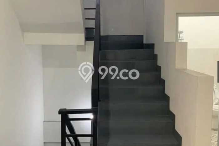 Ruko Dijual di Prime Area Jakarta Barat Luas 600m2 Ruko Dijual di Prime Area Jakarta Barat Luas 600m2