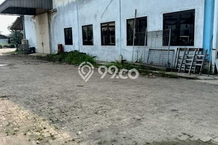 Unit Gudang Disewa Lokasi Jati Uwung, Tangerang Spesifikasi Luas Bangunan 2000m2 Unit Gudang Disewa Lokasi Jati Uwung, Tangerang Spesifikasi Luas Bangunan 2000m2