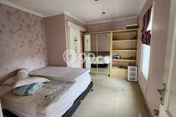 Rumah Elit Modern Tanpa Renovasi di Kemanggisan Jakarta Barat Rumah Elit Modern Tanpa Renovasi di Kemanggisan Jakarta Barat