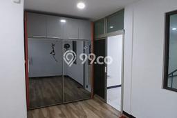 Unit Ruko Dijual di Jakarta Barat LT 105m2 & LB 240m2 Unit Ruko Dijual di Jakarta Barat LT 105m2 & LB 240m2