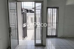 Unit Gudang disewakan di Penjaringan Jakarta Utara dengan LT 300m2 / LB 400m2 Unit Gudang disewakan di Penjaringan Jakarta Utara dengan LT 300m2 / LB 400m2