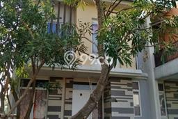 Rumah Luas Asri 3 KT Siap Pakai di Legenda Wisata Jakarta Timur Rumah Luas Asri 3 KT Siap Pakai di Legenda Wisata Jakarta Timur