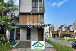 Ready to Use! Luxury House LT 121m2 Desain Elegan di Kota Wisata Ready to Use! Luxury House LT 121m2 Desain Elegan di Kota Wisata