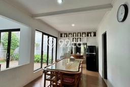 Rumah Lokasi Strategis area Kota Wisata, Bogor, LT 240m² Bangunan 250m² Rumah Lokasi Strategis area Kota Wisata, Bogor, LT 240m² Bangunan 250m²
