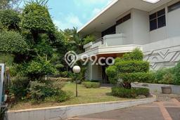 Rumah mewah hook di Intercon Jakarta Barat Rumah mewah hook di Intercon Jakarta Barat
