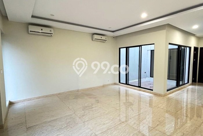UNIT TERBATAS! Rumah di , 4 KT, Luas 153m2m² LB 196m2m² UNIT TERBATAS! Rumah di , 4 KT, Luas 153m2m² LB 196m2m²