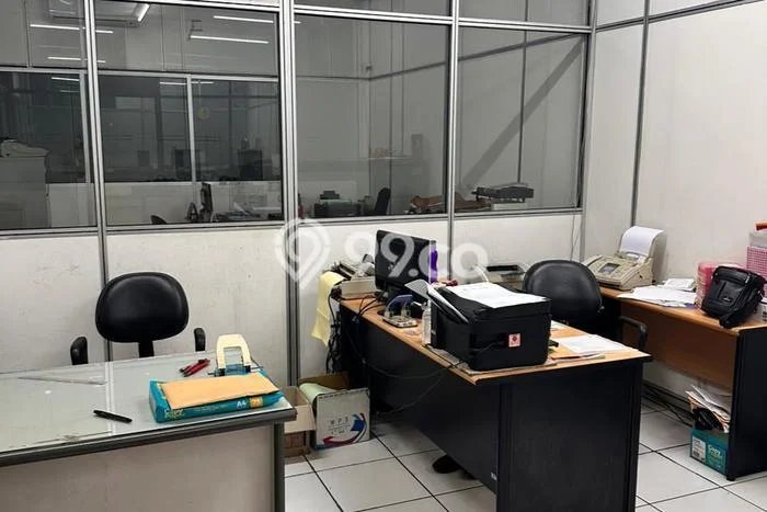 Pabrik Lokasi Strategis di Tangerang Kota, Luas 1384m2m², Siap Usaha Pabrik Lokasi Strategis di Tangerang Kota, Luas 1384m2m², Siap Usaha