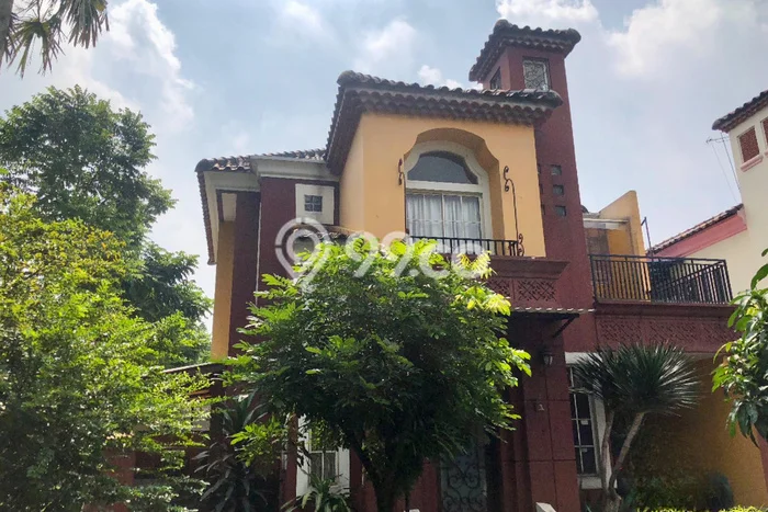 Rumah Premium di Tangerang Strategis Kondisi Baik Rumah Premium di Tangerang Strategis Kondisi Baik