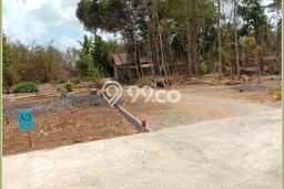 Tanah Kosong Dijual di Sleman dengan Area 106m2 Tanah Kosong Dijual di Sleman dengan Area 106m2