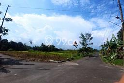 Tanah Dijual Lokasi Godean, Sleman dengan Luas Tanah 125m2 dan Status SHM Tanah Dijual Lokasi Godean, Sleman dengan Luas Tanah 125m2 dan Status SHM