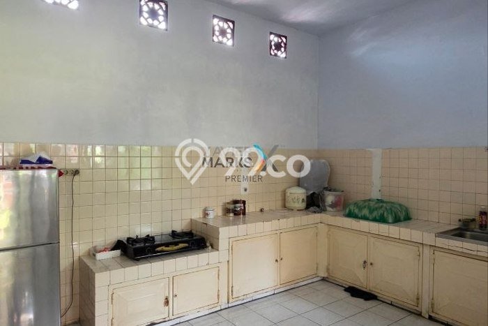 LOKASI STRATEGIS! Vila Kawasan Klojen, Luas 898m2m², View Indah di area LOKASI STRATEGIS! Vila Kawasan Klojen, Luas 898m2m², View Indah di area