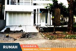 Dijual Rumah Luas Elegan Dengan View Eksklusif di Surabaya Kota, Surabaya Dijual Rumah Luas Elegan Dengan View Eksklusif di Surabaya Kota, Surabaya