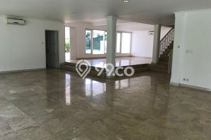 RARE UNIT! Rumah di Cipete, 5 KT, Pemandangan Indah, Luas 1100m² LB 600m² RARE UNIT! Rumah di Cipete, 5 KT, Pemandangan Indah, Luas 1100m² LB 600m²