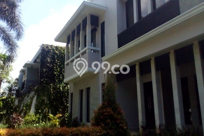 Rumah di Kemang, 5 KM, Area Strategis, Luas 600m2m² LB 552m2m² Rumah di Kemang, 5 KM, Area Strategis, Luas 600m2m² LB 552m2m²