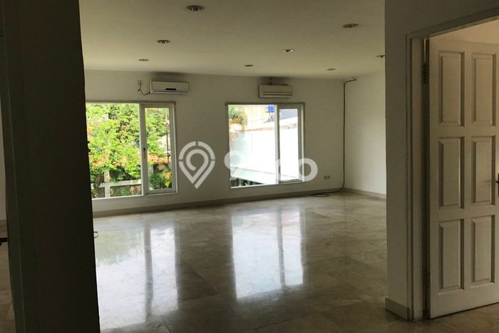 RARE UNIT! Rumah di Cipete, 5 KT, Pemandangan Indah, Luas 1100m² LB 600m² RARE UNIT! Rumah di Cipete, 5 KT, Pemandangan Indah, Luas 1100m² LB 600m²