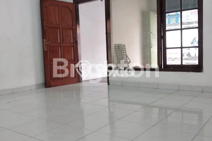 Untuk Dijual Ruko di Serengan Surakarta LT 246m2 / LB 246m2 Untuk Dijual Ruko di Serengan Surakarta LT 246m2 / LB 246m2